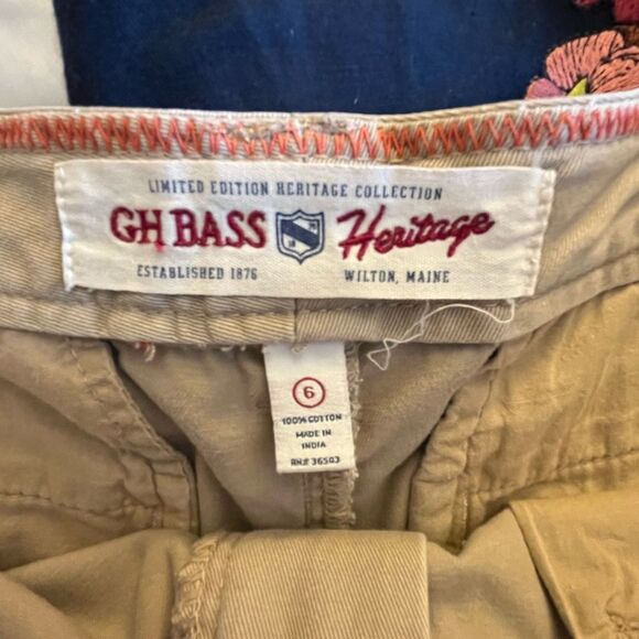 G. H. Bass Heritage Khaki Embroidered Anchor Shorts sz 6 - Picture 2 of 4